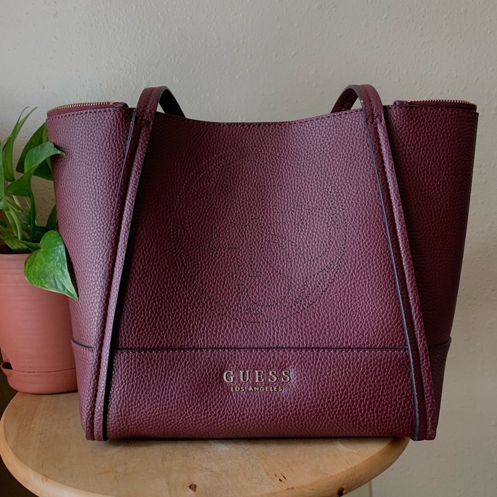 NWOT GUESS Tote Bag